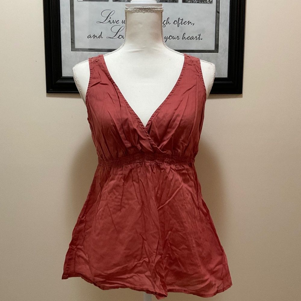 Women's Sleeveless V-Neck Top - Rust